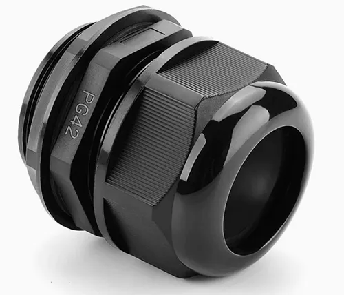 Heavy duty nylon cable gland for solar and renewable energy systems
